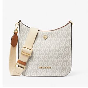 SOLD! MICHAEL MICHAEL KORS
Briley Small Logo Messenger Bag! NWT